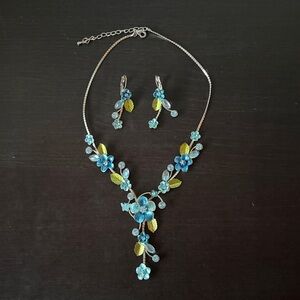 Wire Necklace Earrings Set Blue